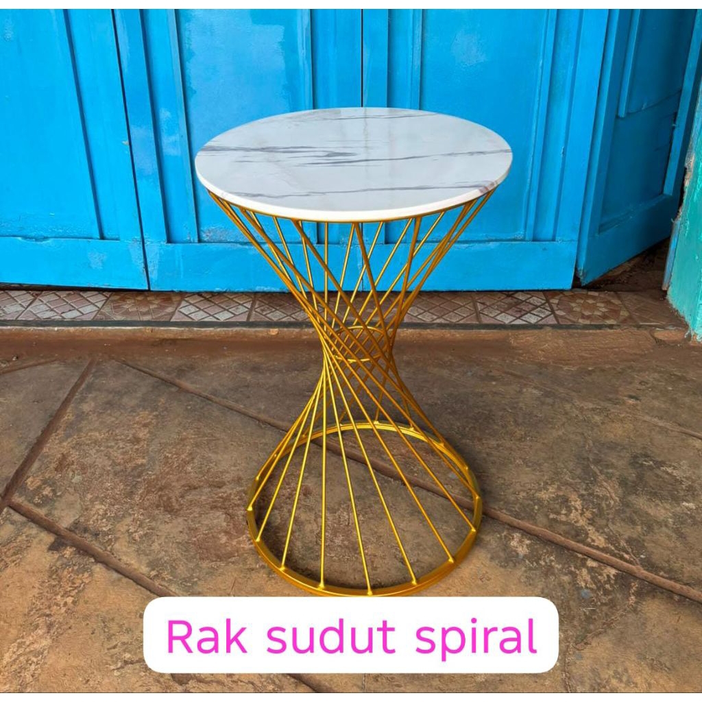 rak sudut minimalis spiral cantik.rak sudut minimalis modern