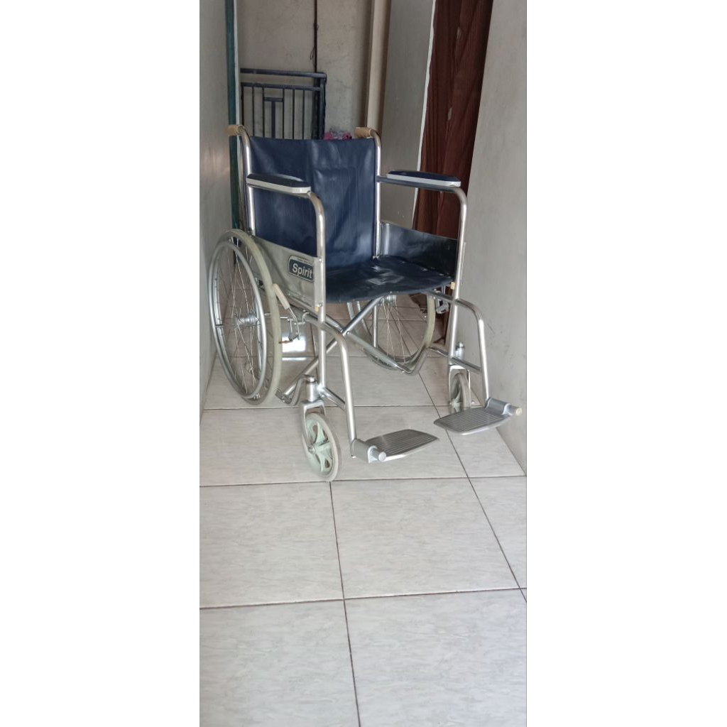 KURSI RODA BEKAS STANDART RUMAH SAKIT / KURSI RODA SECOND TERMURAH / KURSI RODA SPIRIT GEA SOWELL SE