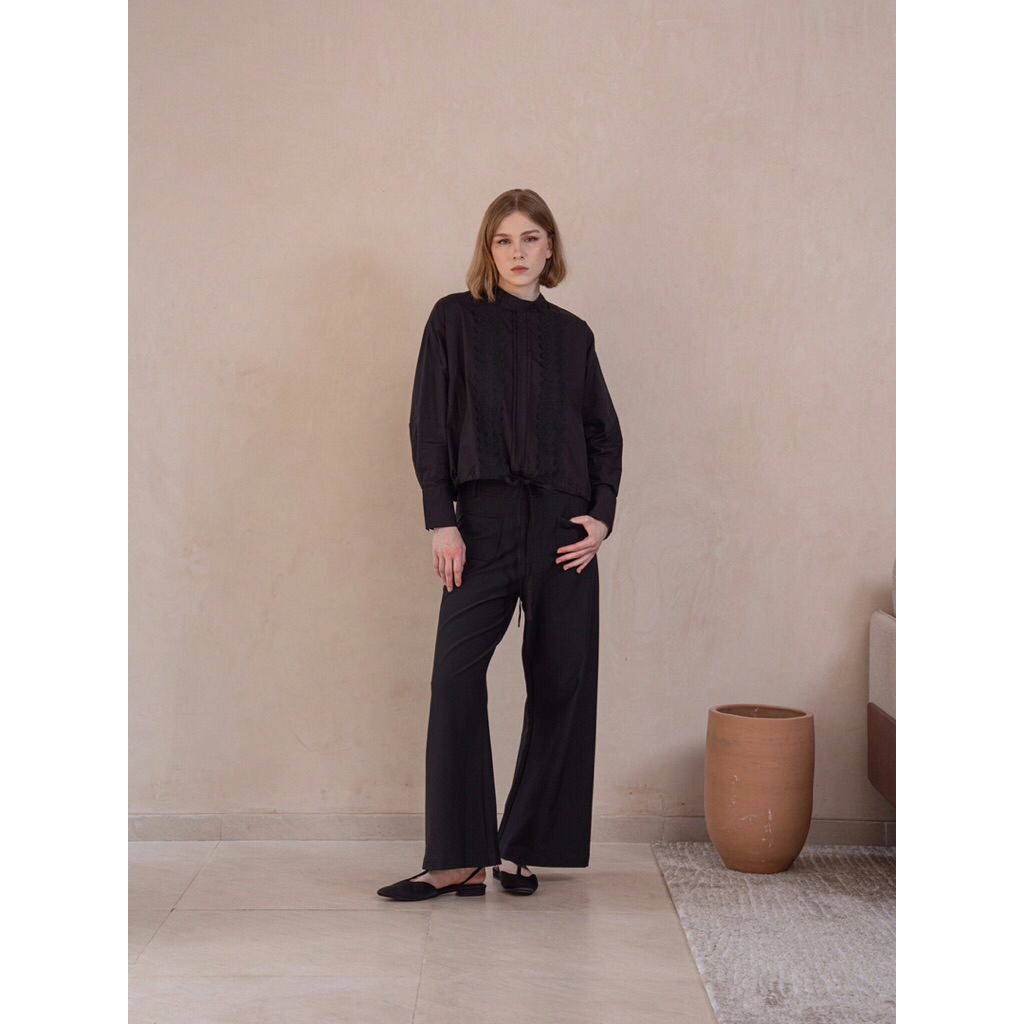 HAMEE TOP BLACK BY ALEZA LABEL
