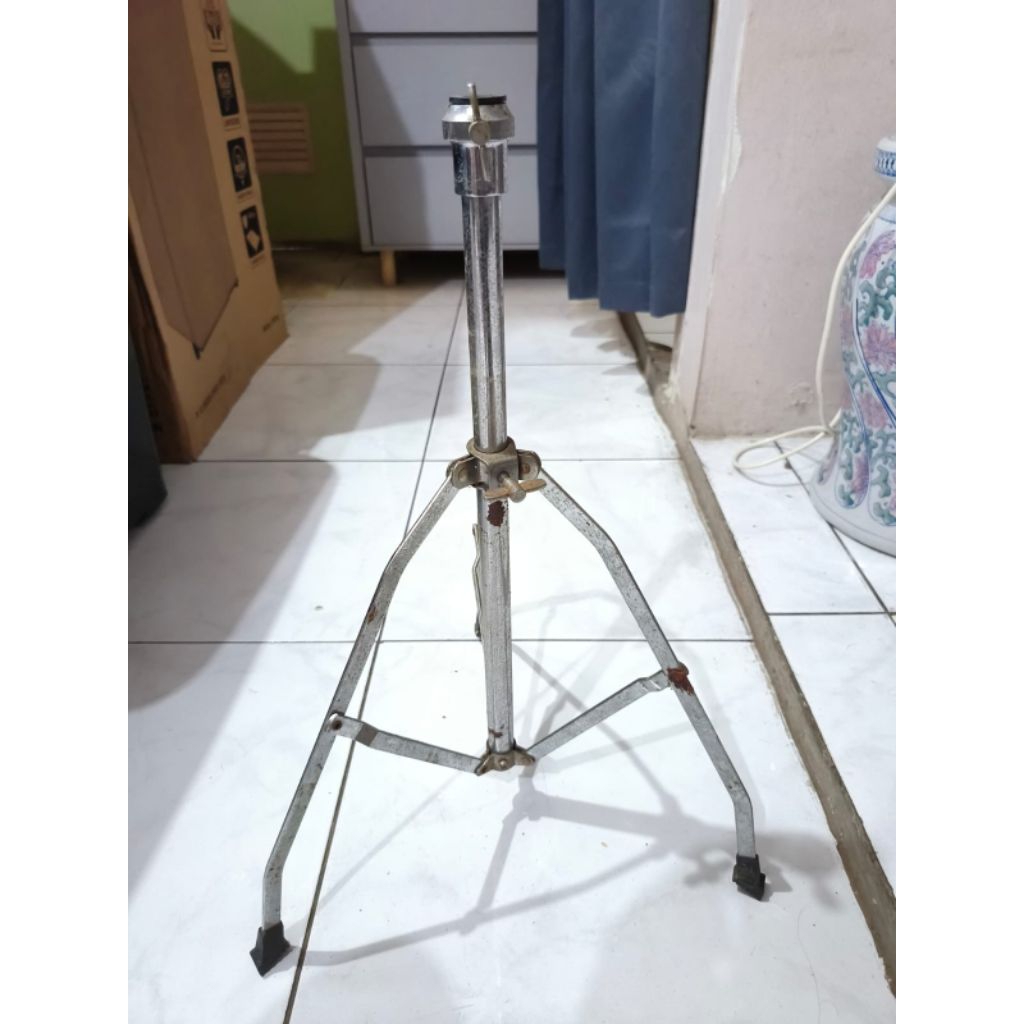Kaki stand cymbal drum