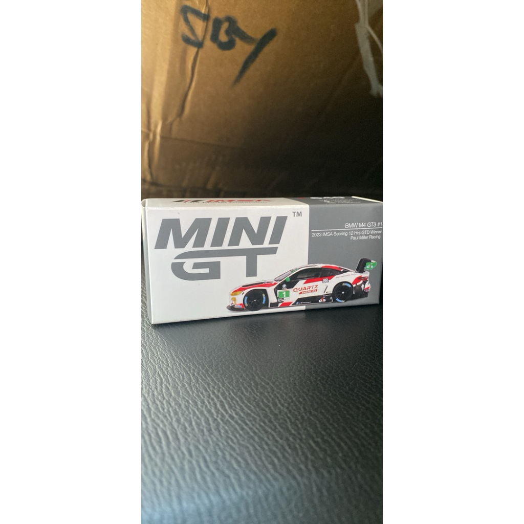 Miniscale MiniGT BMW M4 gt3 #1