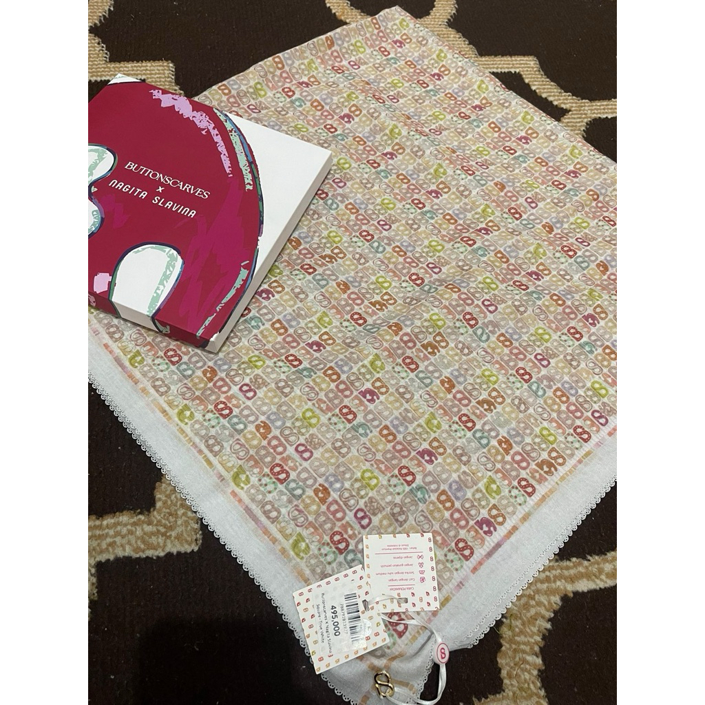 BUTTONSCARVES X NAGITA SLAVINA SCARF JILBAB BS NEW BUKAN SECOND PRELOVED BEKAS BALIKPAPAN LIMITED TR