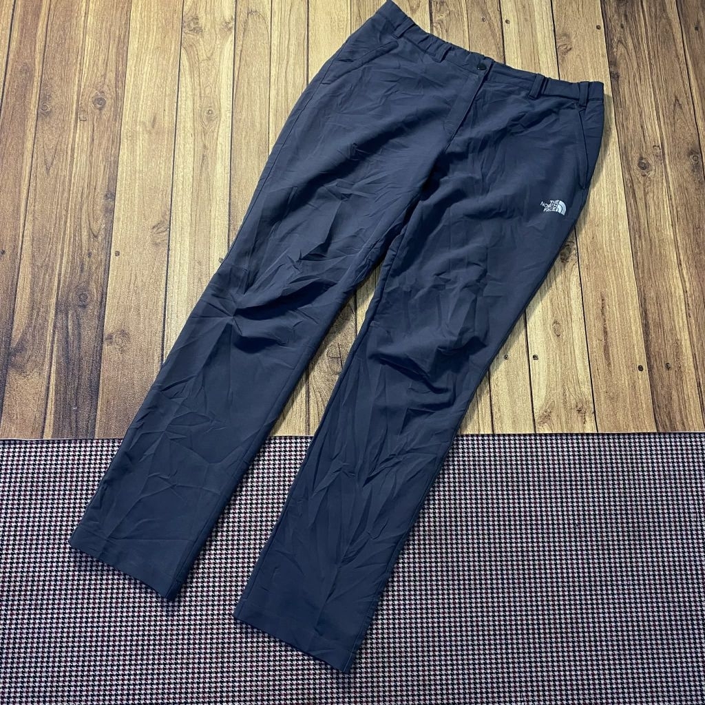 CELANA OUTDOOR || THE NORTH FACE