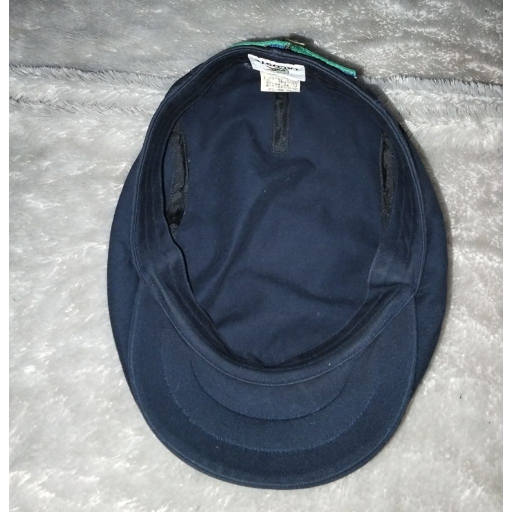 Topi Flatcap Buaya Size 58 - 59cm Second