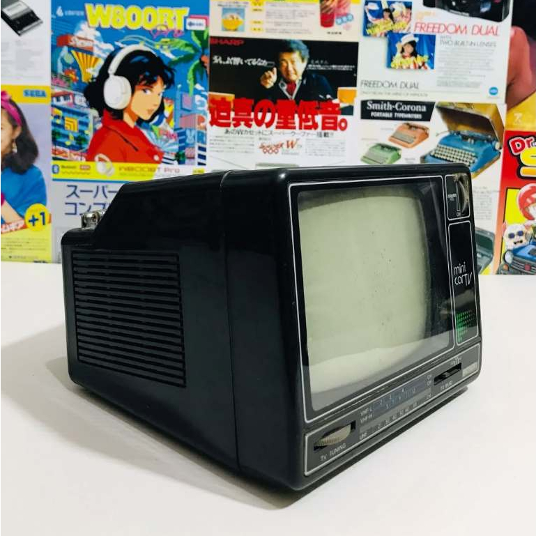 Mini Car TV - Dekorasi Vintage - TV Jadul