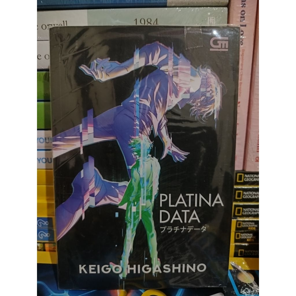 Preloved novel Platina data karya Keigo Higashino