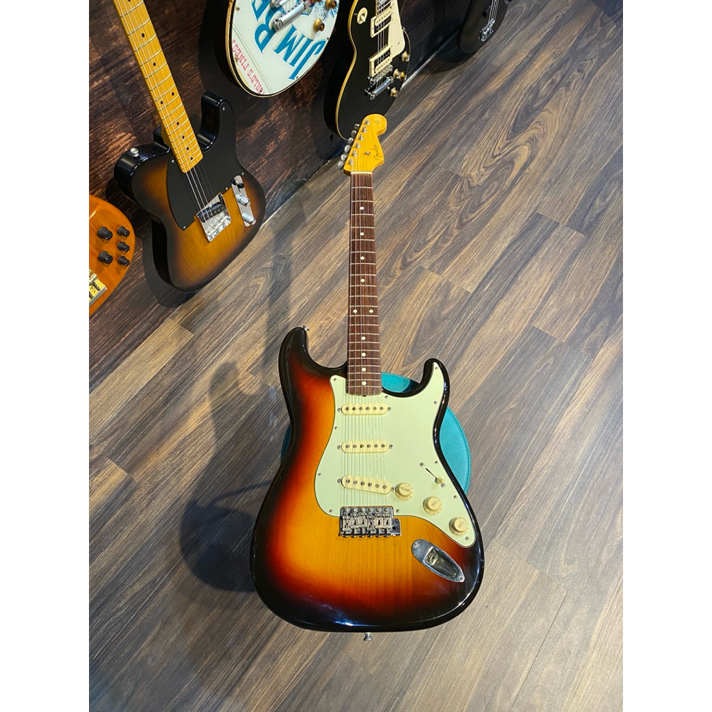Fender Stratocaster ST62 Sunburst Made in Japan