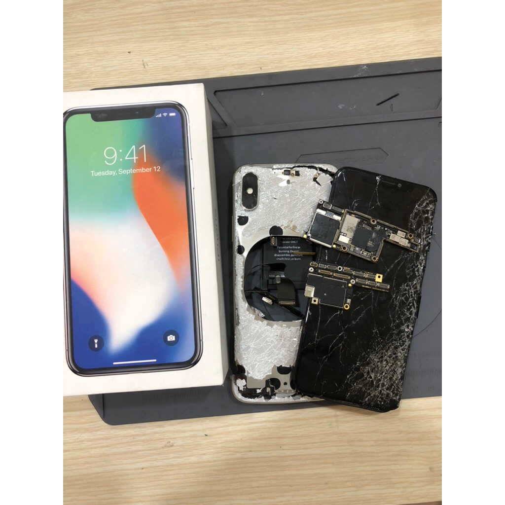 Mesin Iphone X 256GB  Baca deskrip