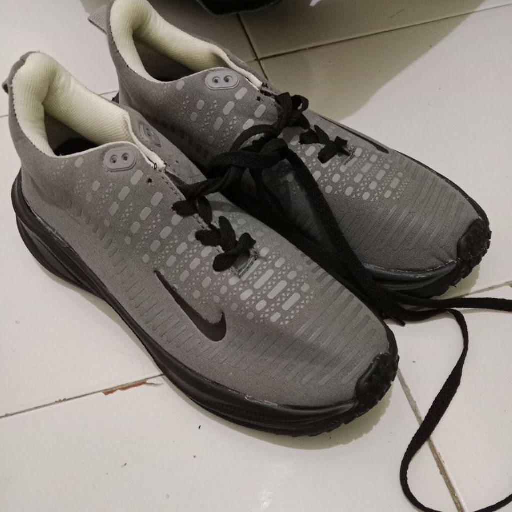 sepatu second brand