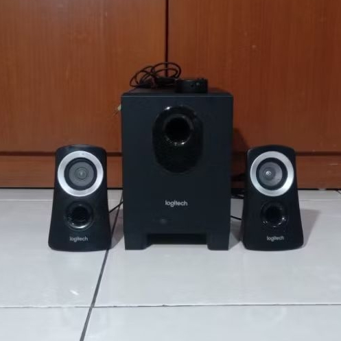 Speaker Logitech Z313 2.1 Channel