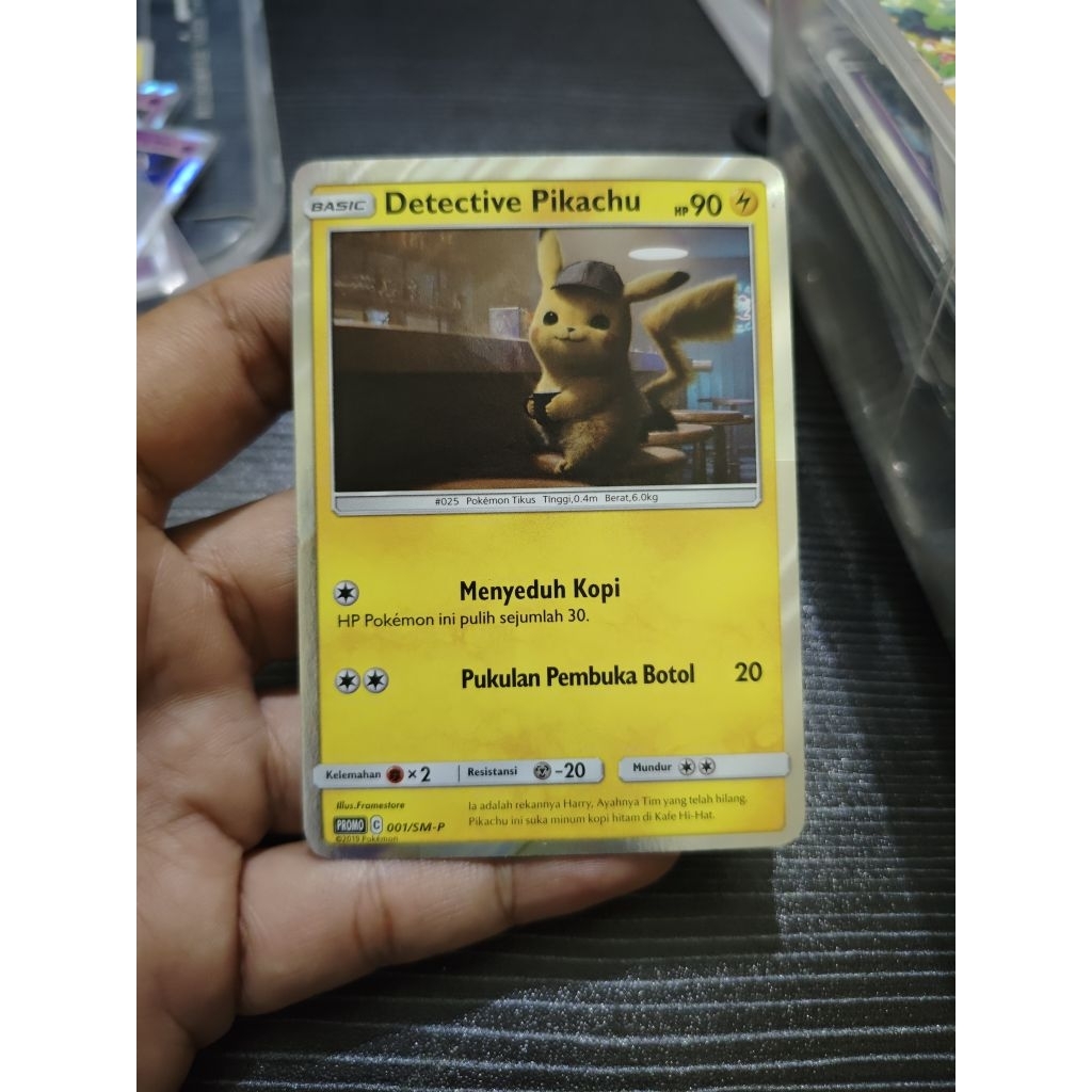 Detective Pikachu 001/SM-P (Kartu pokemon pertama/nomer satu di indonesia)