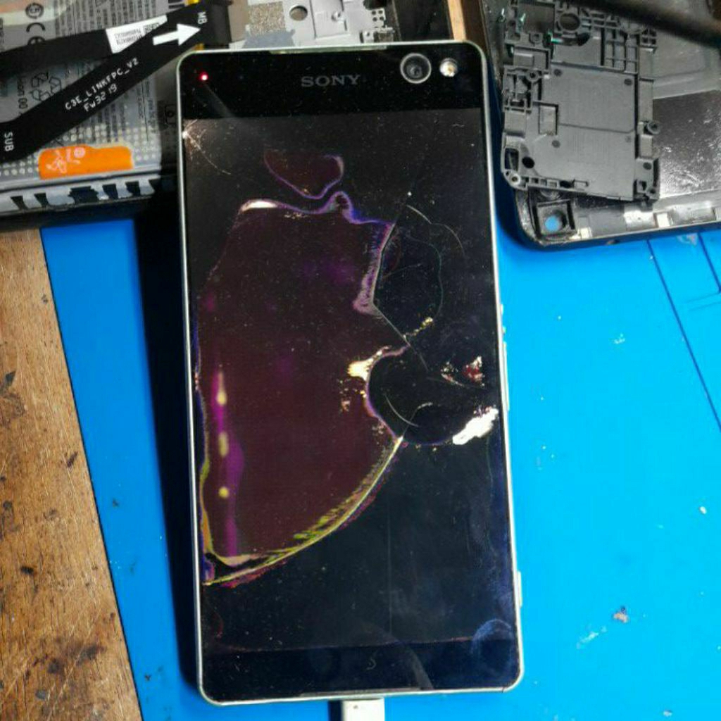 hp sony c5 ultra minus lcd pecah mesin hidup