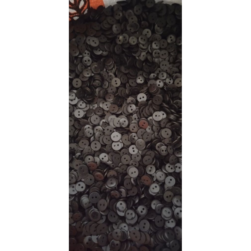 kancing baju / kancing kemeja / kancing ukuran 18 lubang 2