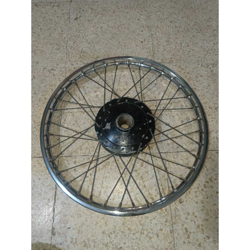 Velg Ruji Depan Honda Astrea Grand Astrea Prima Ring 17 ( velg ada karatnya ) Bekas