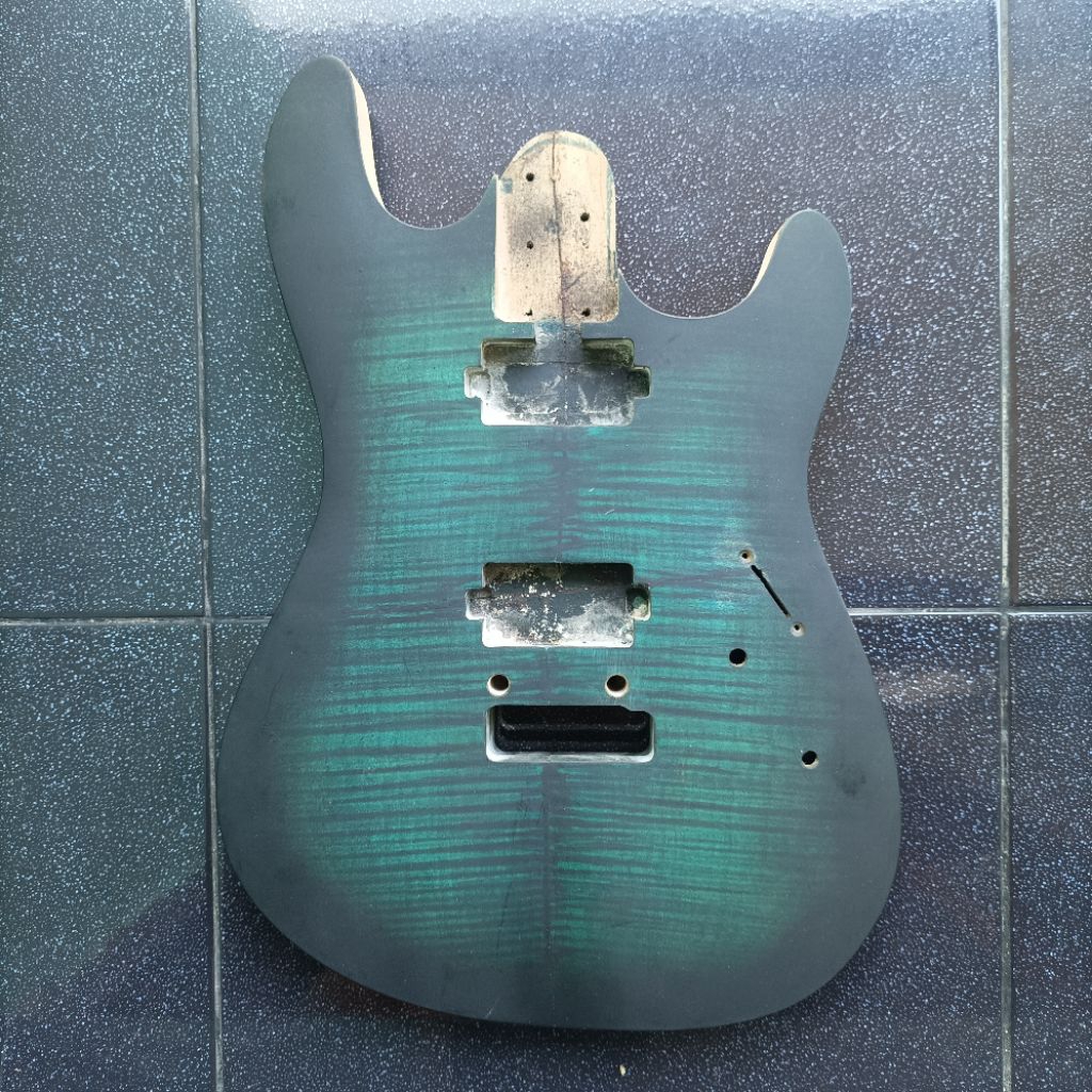 body gitar Original MUSICMAN Sabre, reject pabrik