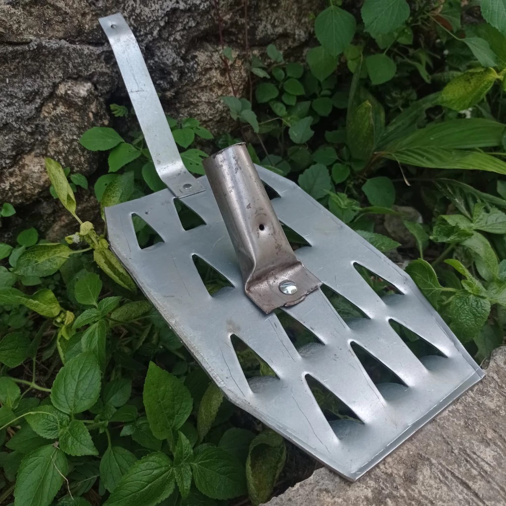 Osrok Rumput - Alat Matun Penyiang Rumput Sawah