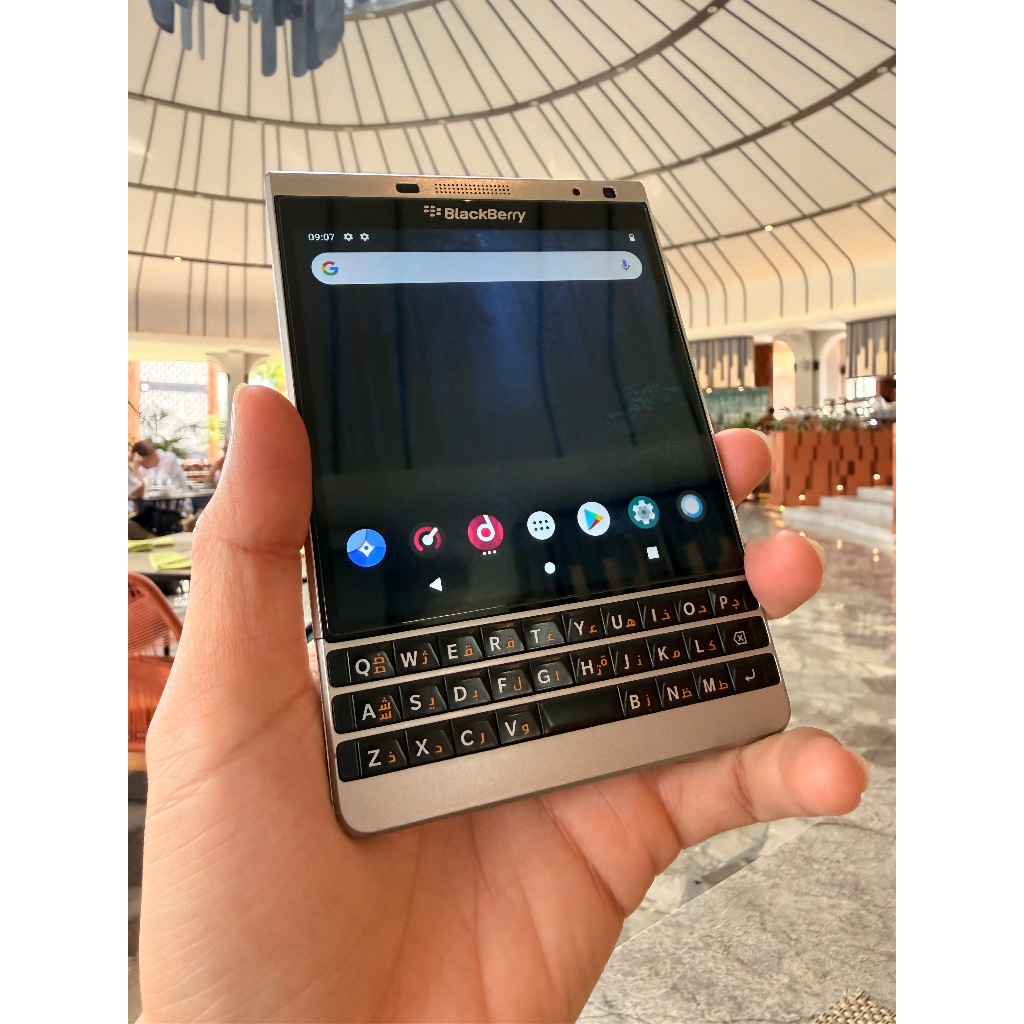 BlackBerry Passport Dallas Android 11 OS - 3/128 GB Silver All Sinyal 4G LANGKA Buyut Unihertz Titan