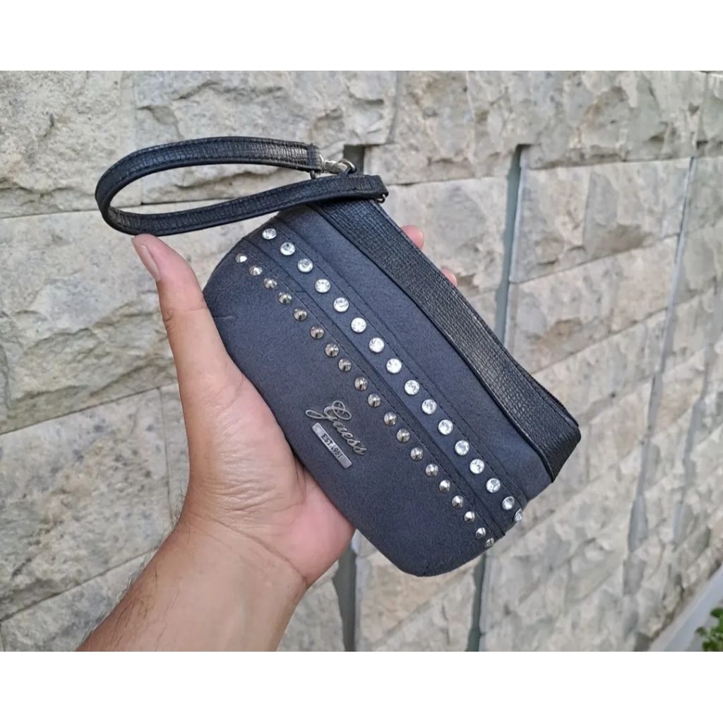 Tas Clutch kecil wanita Guess