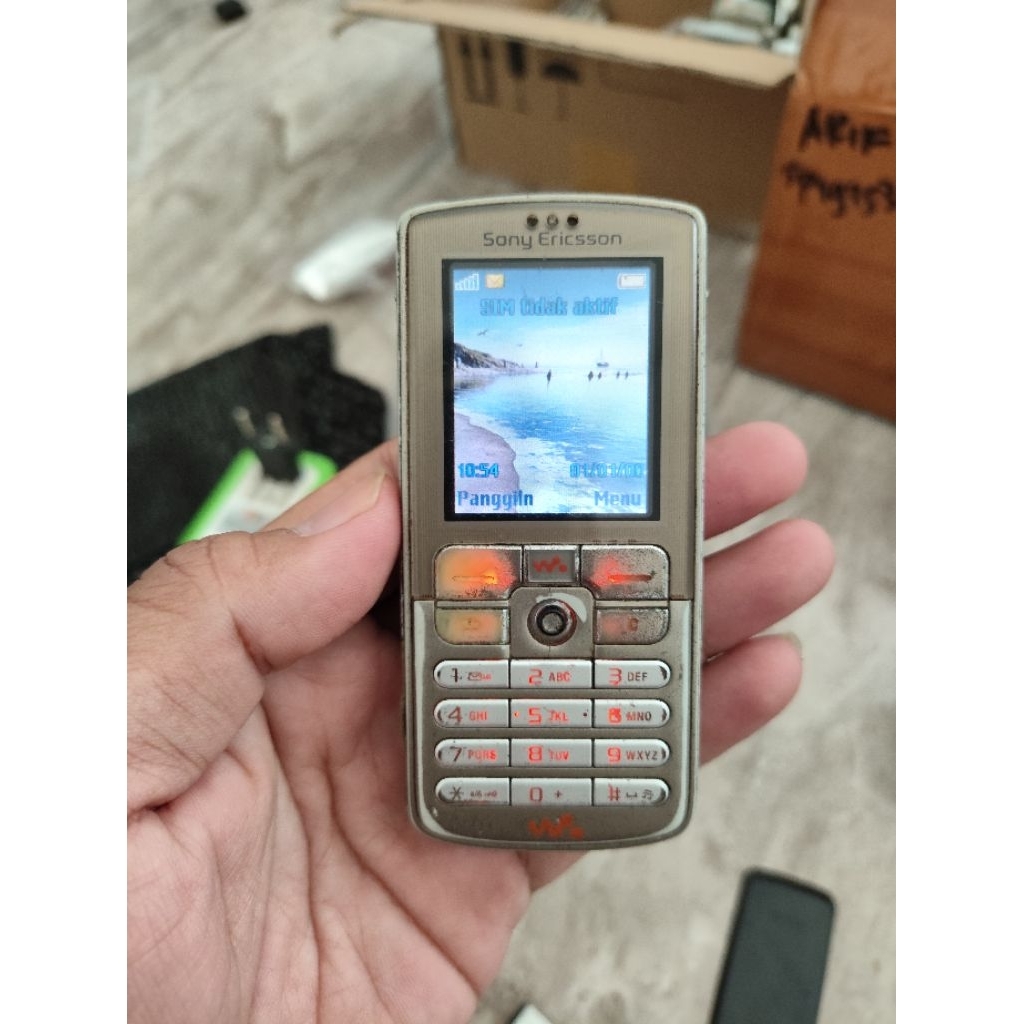 Sony Ericsson W700i Banyak Minus Bahan Kanibalan