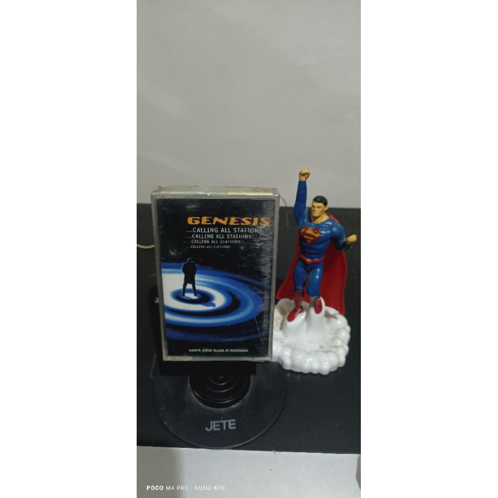 kaset Genesis segel