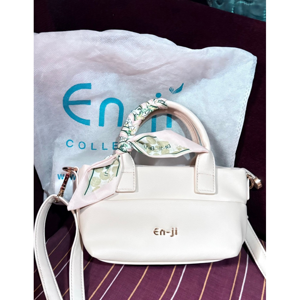 Preloved - Enji Mirara Ivory Handbag