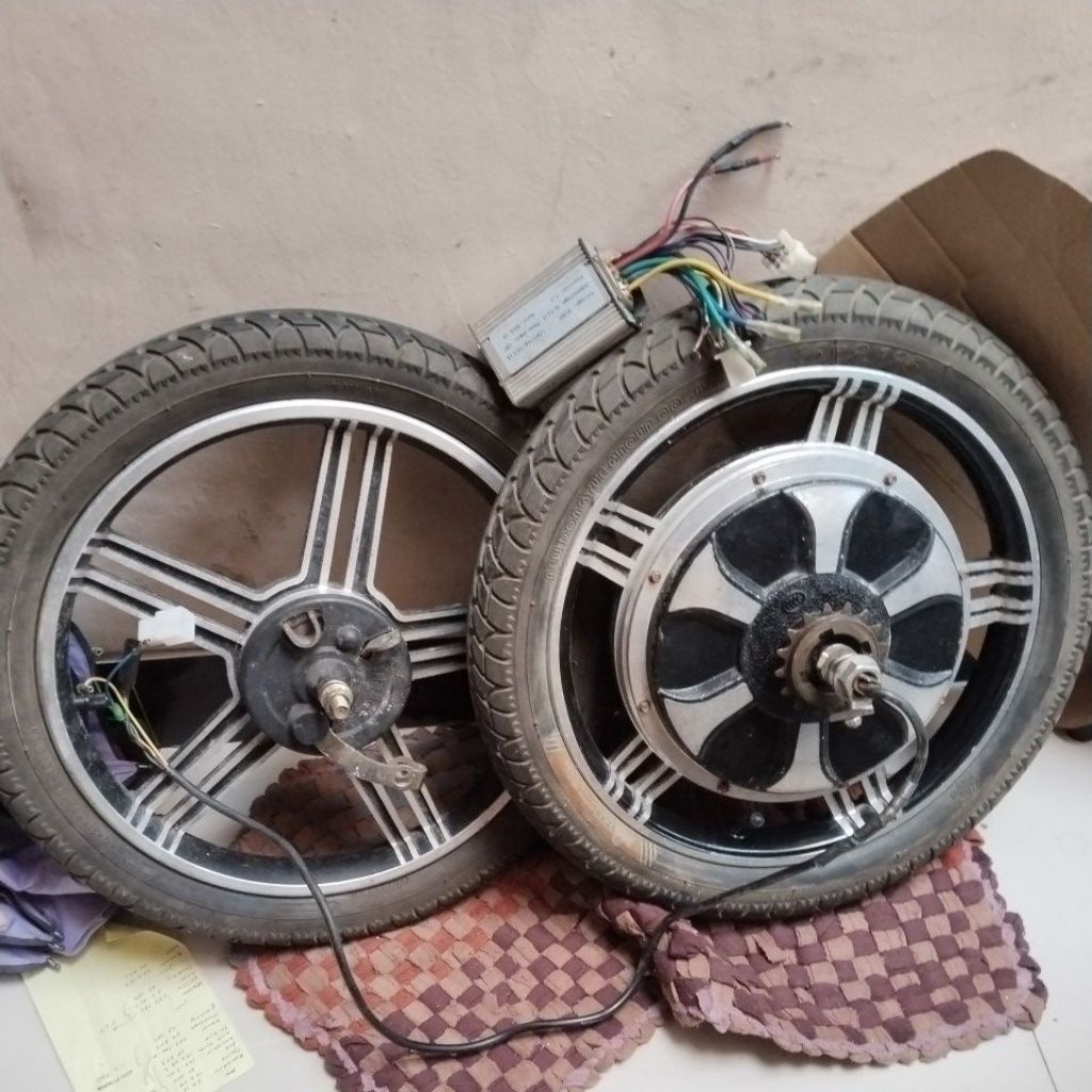 BLDC 16 Inch 24-36 Volt 250 Watt