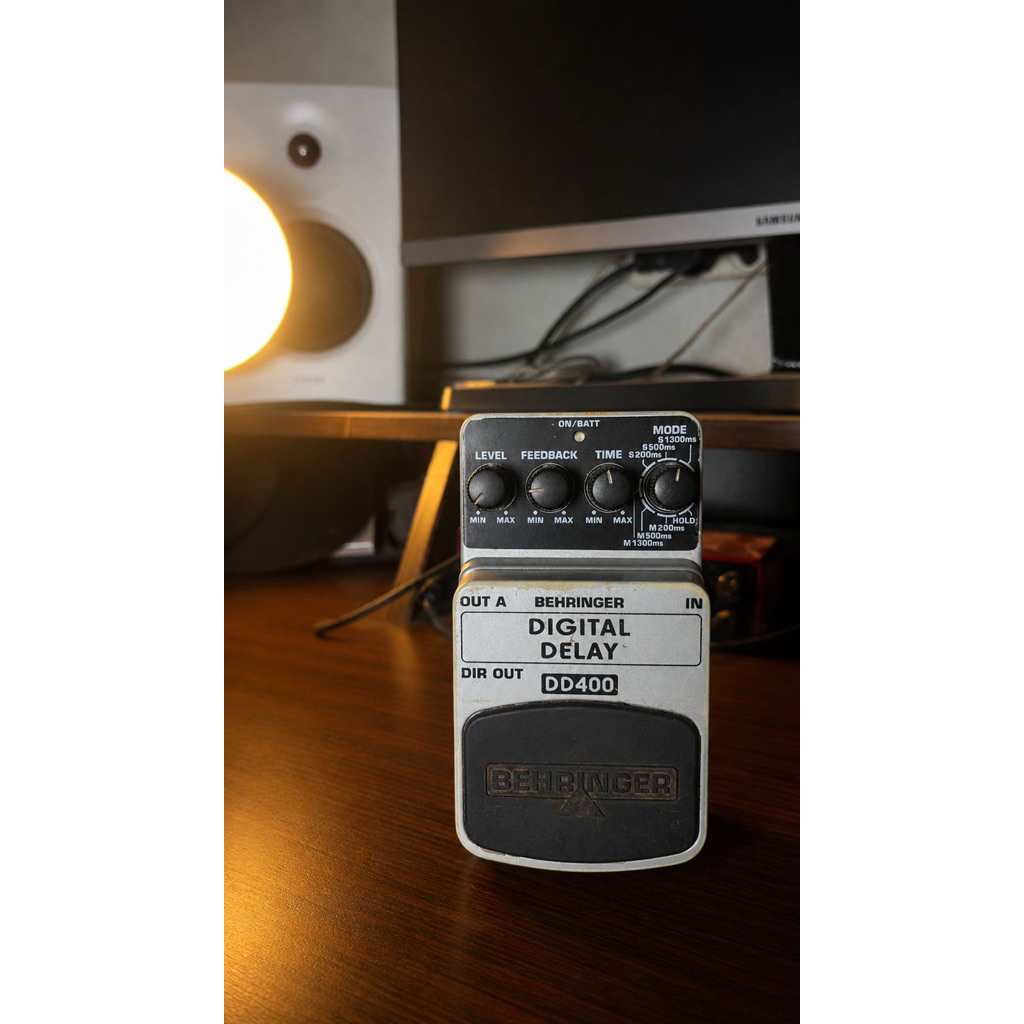 Efek Gitar Behringer Delay