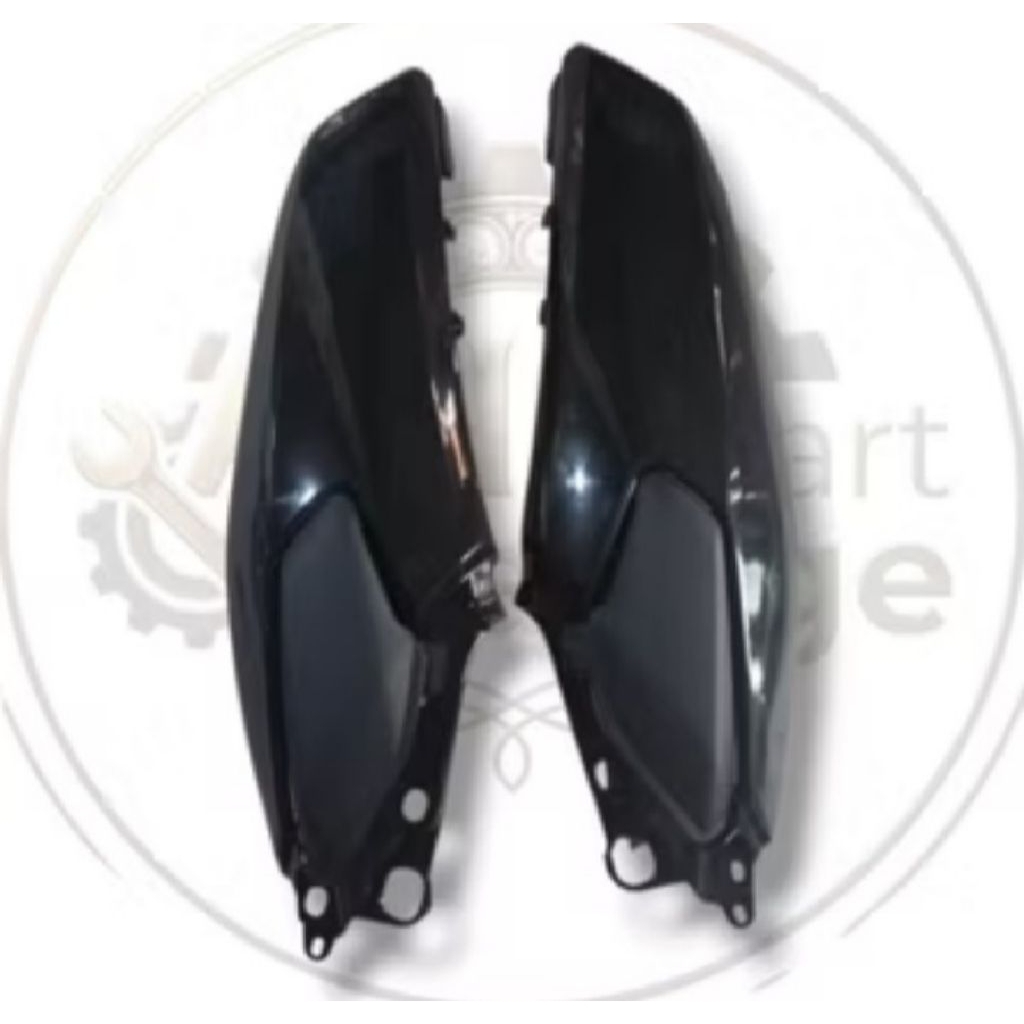 Cover bodi belakang yamaha nmax old warna hitam glossy bodi yamaha nmax old