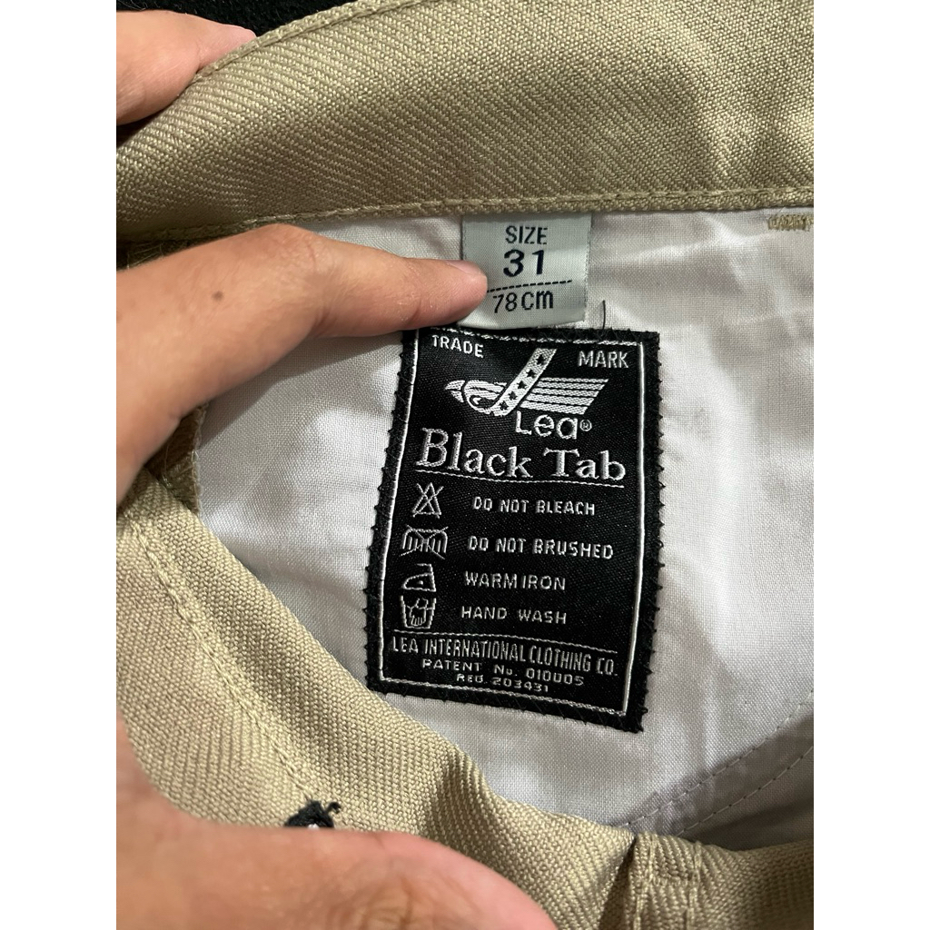celana lee jeans permanent press black tab