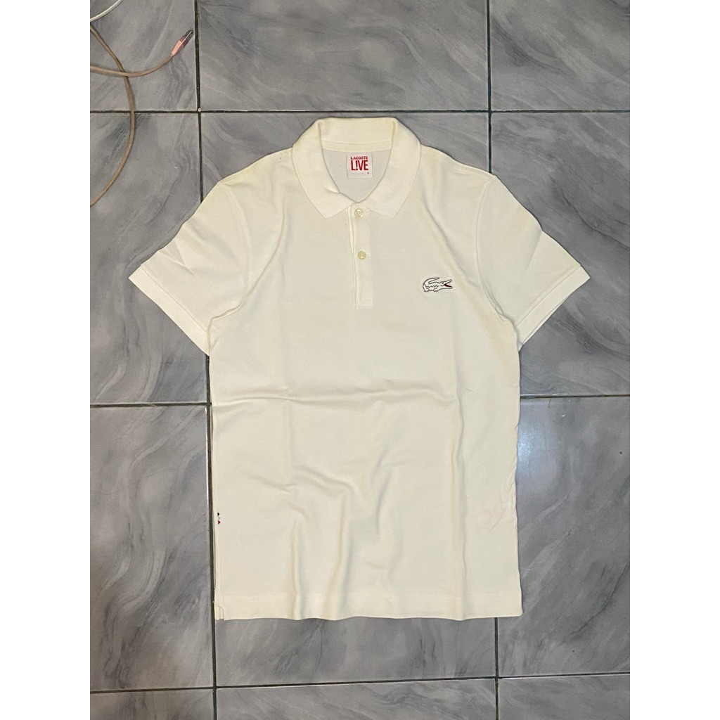 Poloshirt kaos kerah polo Lacoste Live putih casual white in white second