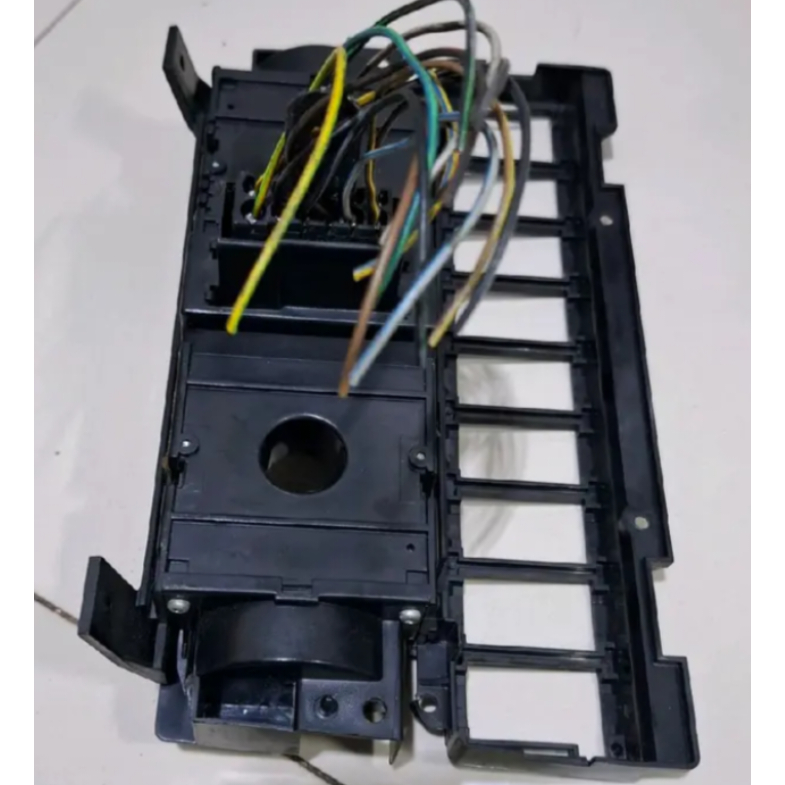 Corner sulambayang Mercy w 124 320e panel control ac