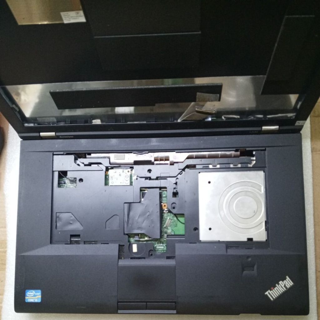 CASING LENOVO THINKPAD L530