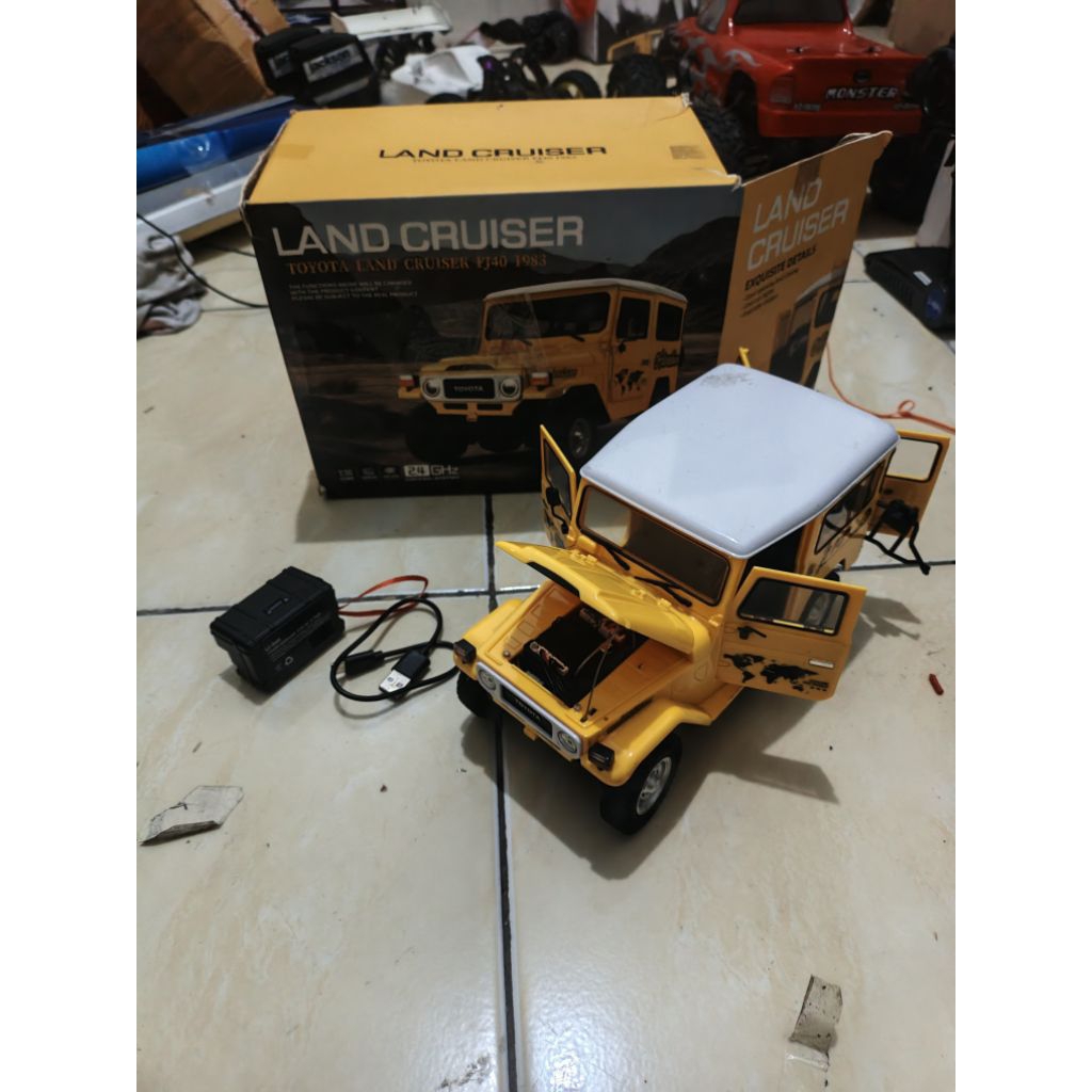rc trasped Hg4-50 Toyota fj40 1/16