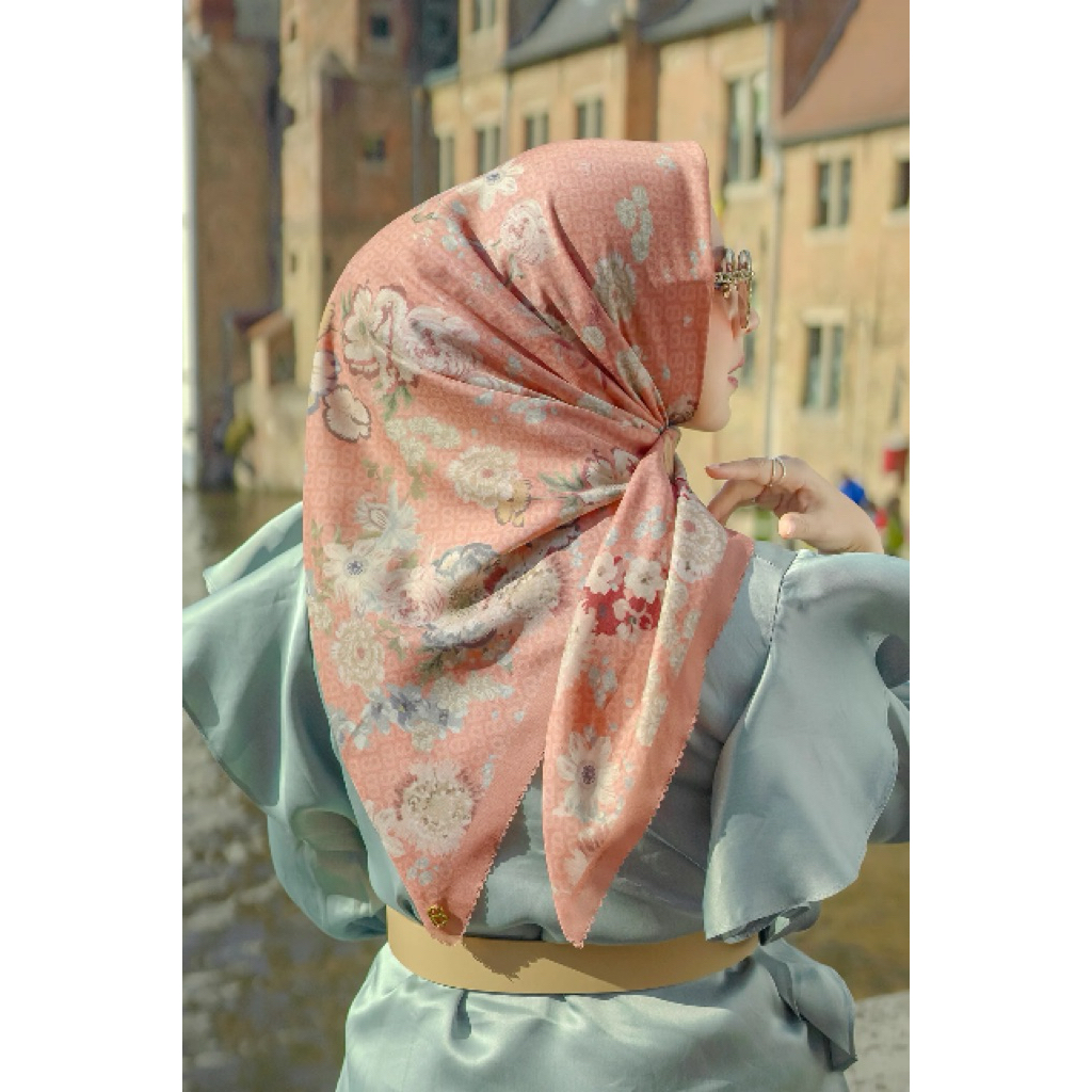 Buttonscarves Blume Syari XL