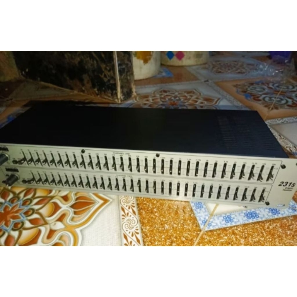 equalizer dbx231s second