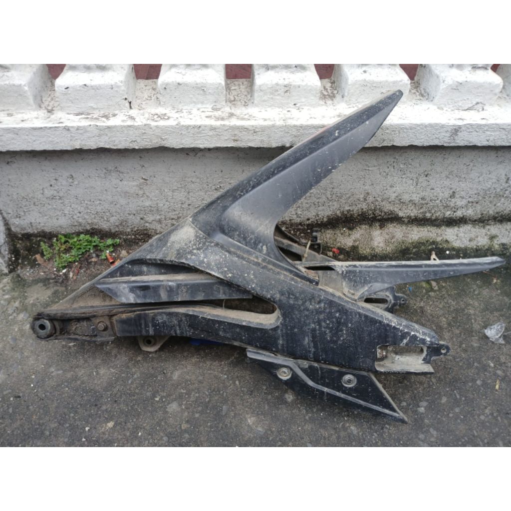 Swing arm R15 v2 Copotan