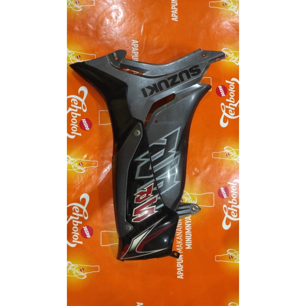 sayap luar dalam suzuki titan KIRI saja