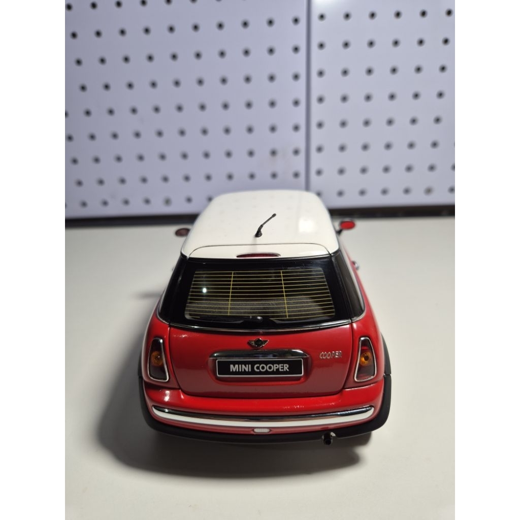 Autoart 1/18 Mini Cooper