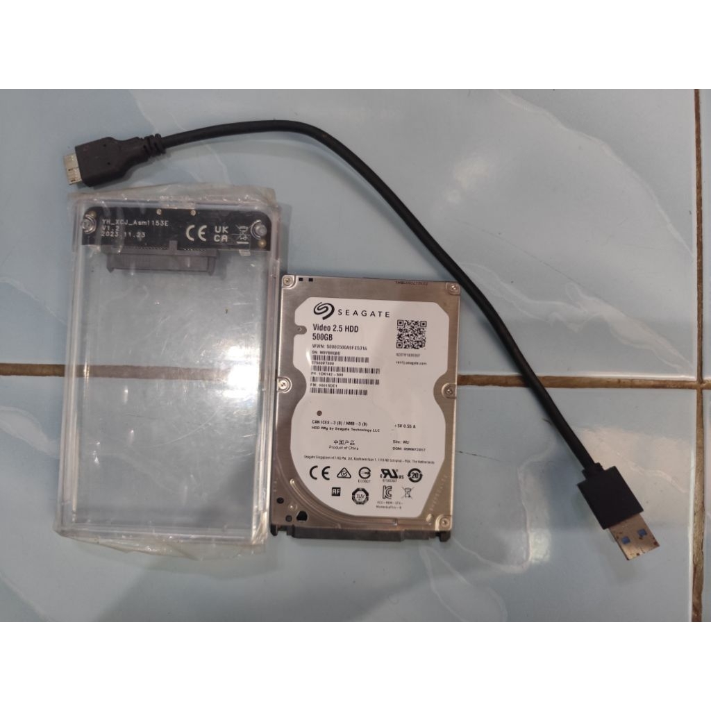 Hardisk bekas seagate 500 GB *BONUS CASE EXTERNAL*