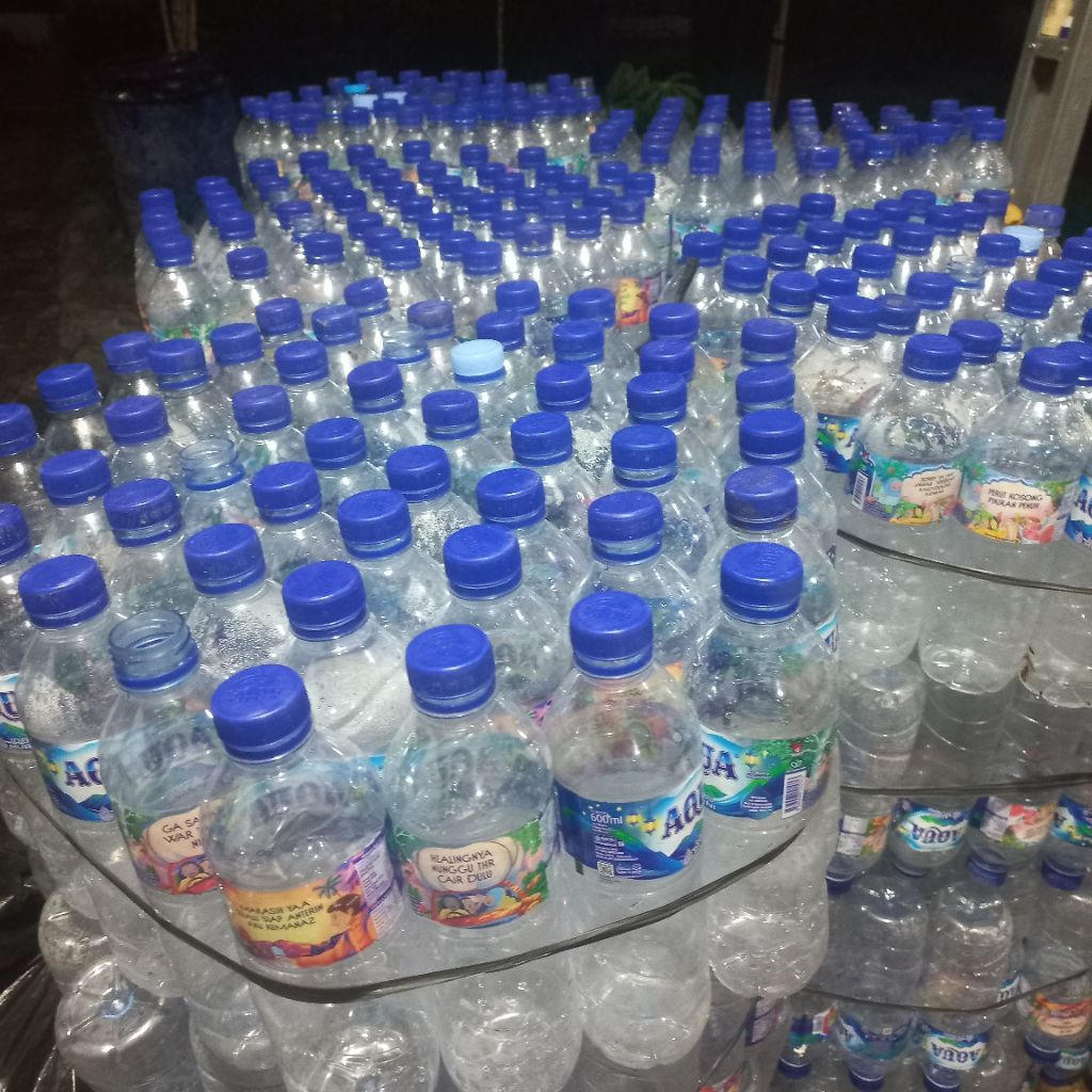 botol aqua bekas 600ML & 1500ML sekali pakai