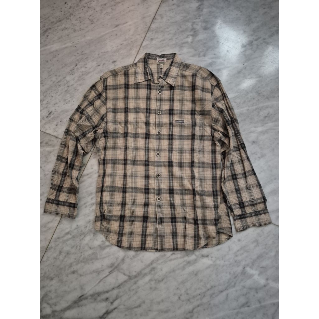 kemeja guess