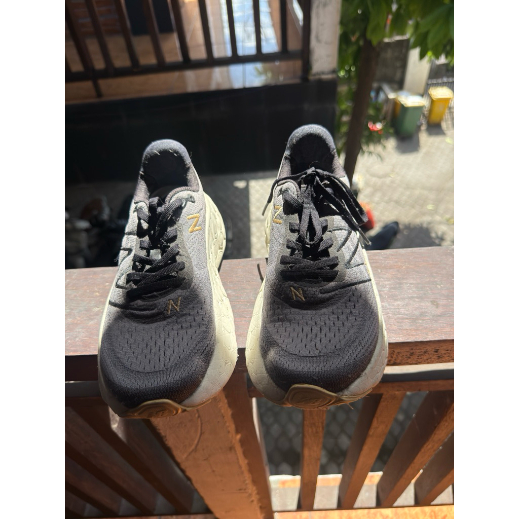 Preloved Bali - sepatu NB fresh foam 1080 second original
