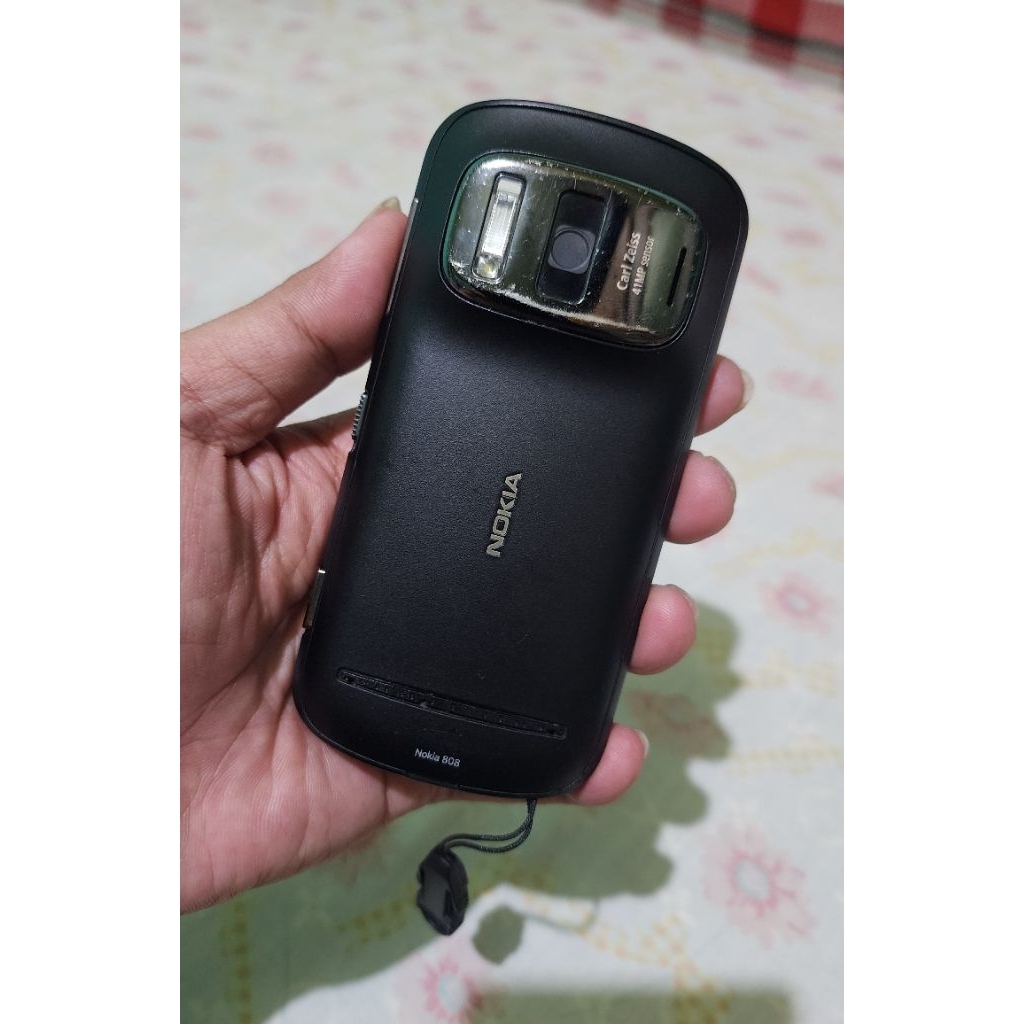 Nokia 808 Pureview