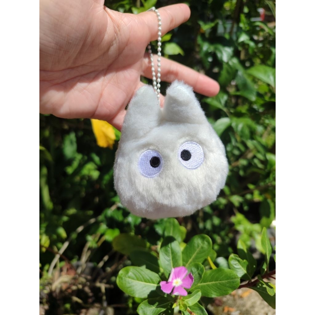 boneka gantungan kunci Totoro putih studio Ghibli sun arrow