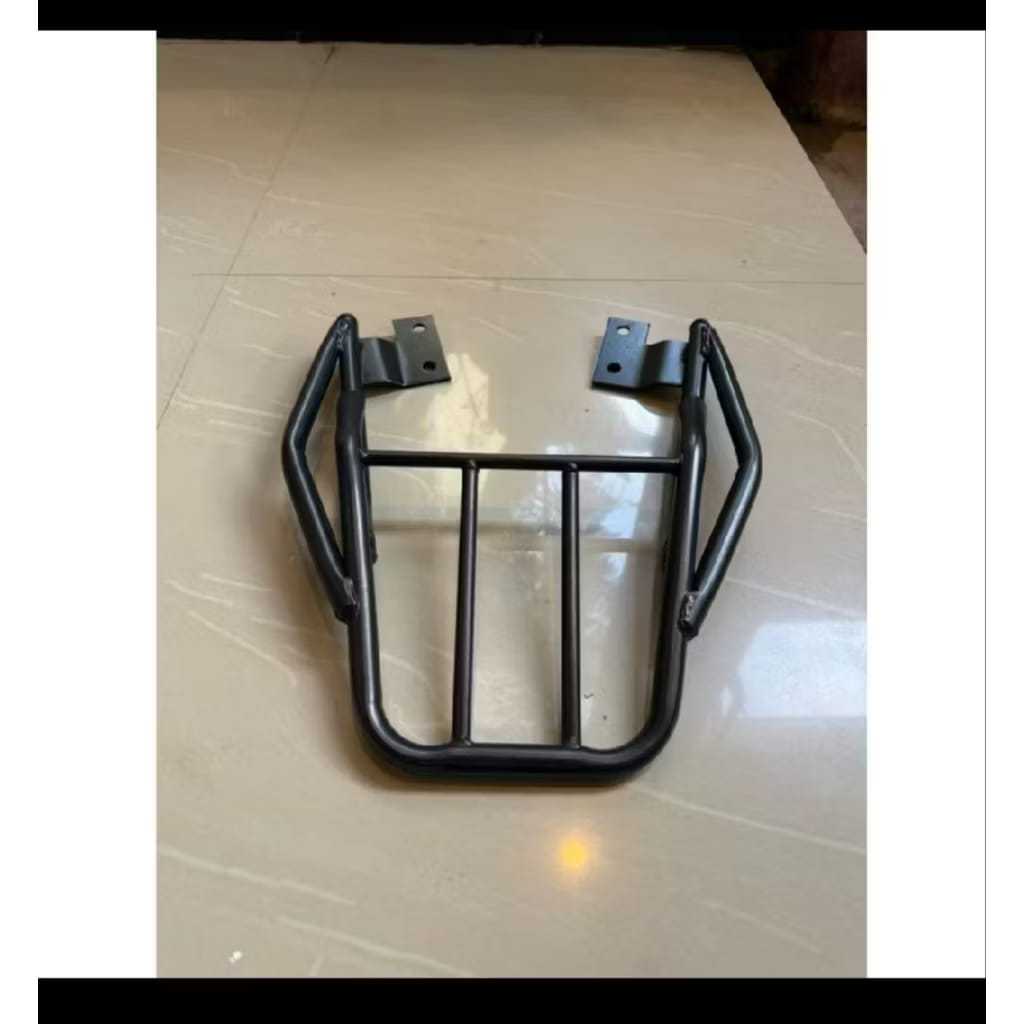 Begel box / breket sepeda motor; motor SCOOPY NEW