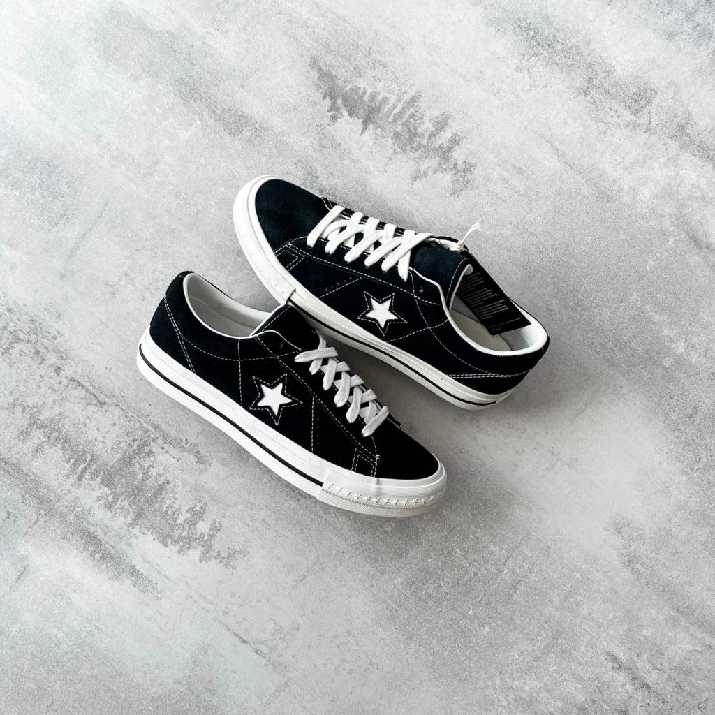 ORIGINAL BNIB Converse One Star Black White Suede A14711C