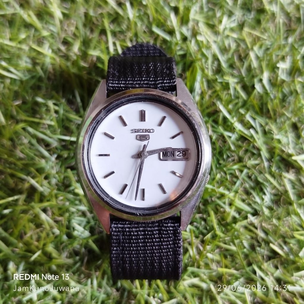 jam tangan pria SEIKO 5 AUTOMATIC 7009-3040 vintage bekas