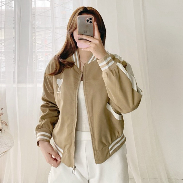 JCT190 Jaket Varsity Wanita Oversize Bordir Heart Simpel Modern