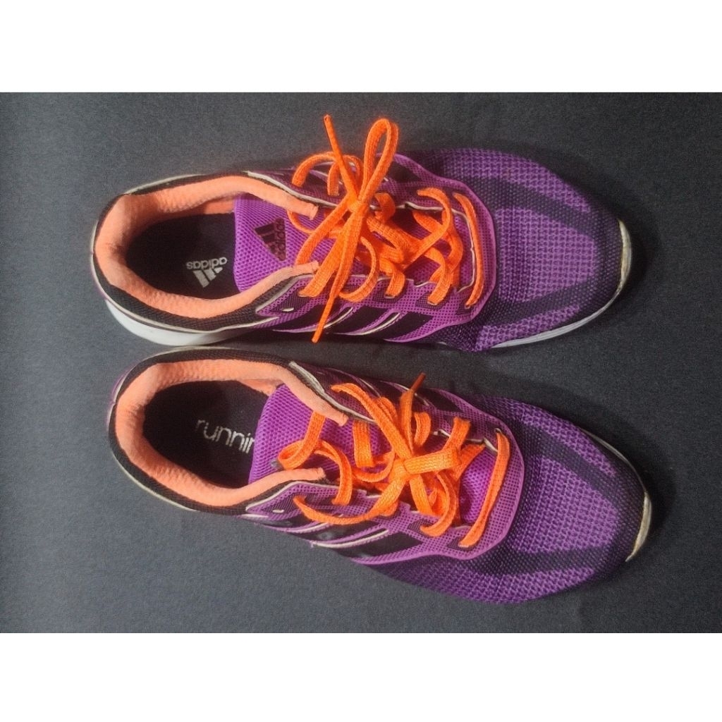 Sepatu Adidas second