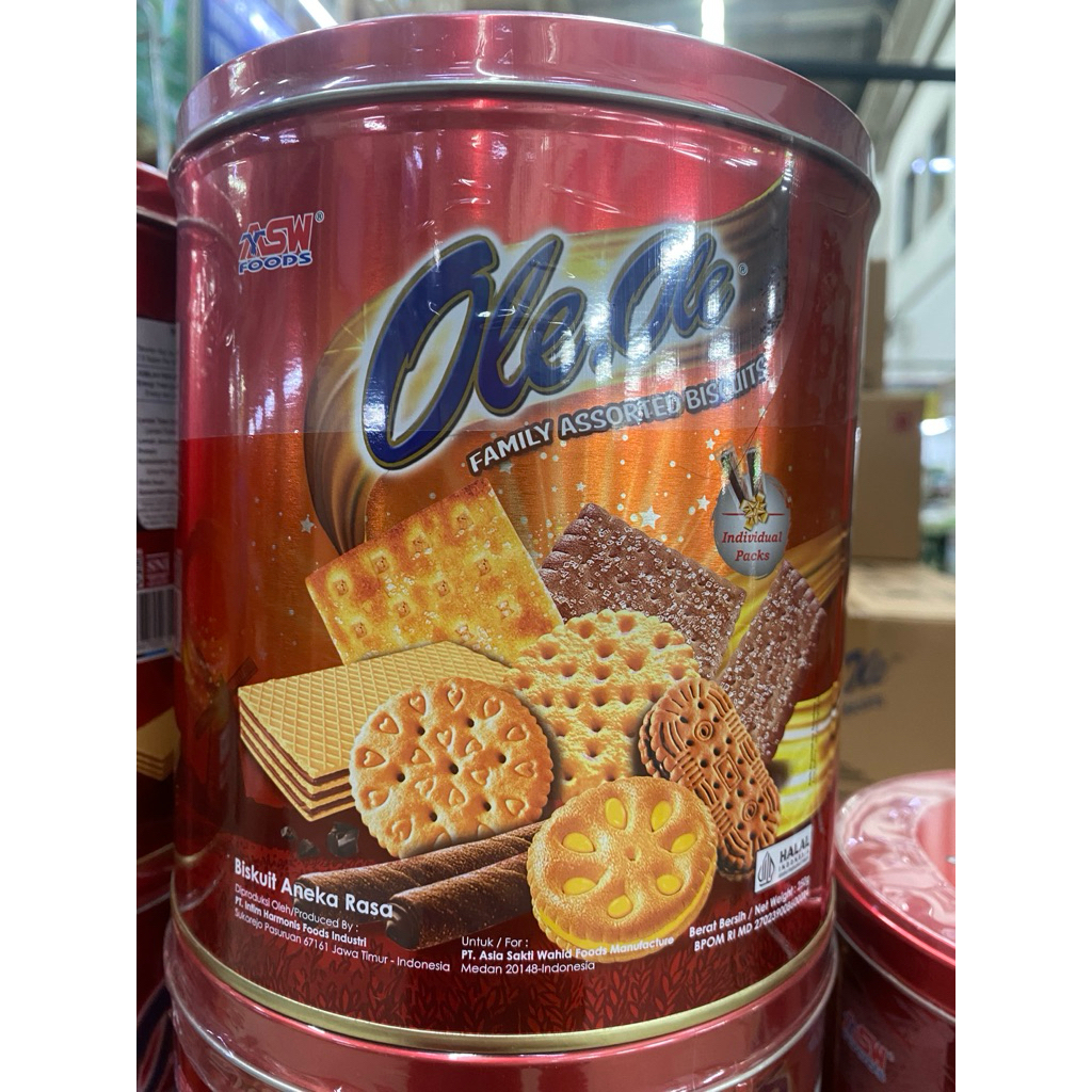 Ole ole family assorted biskuit kaleng 250gr 1 dus 6 pcs
